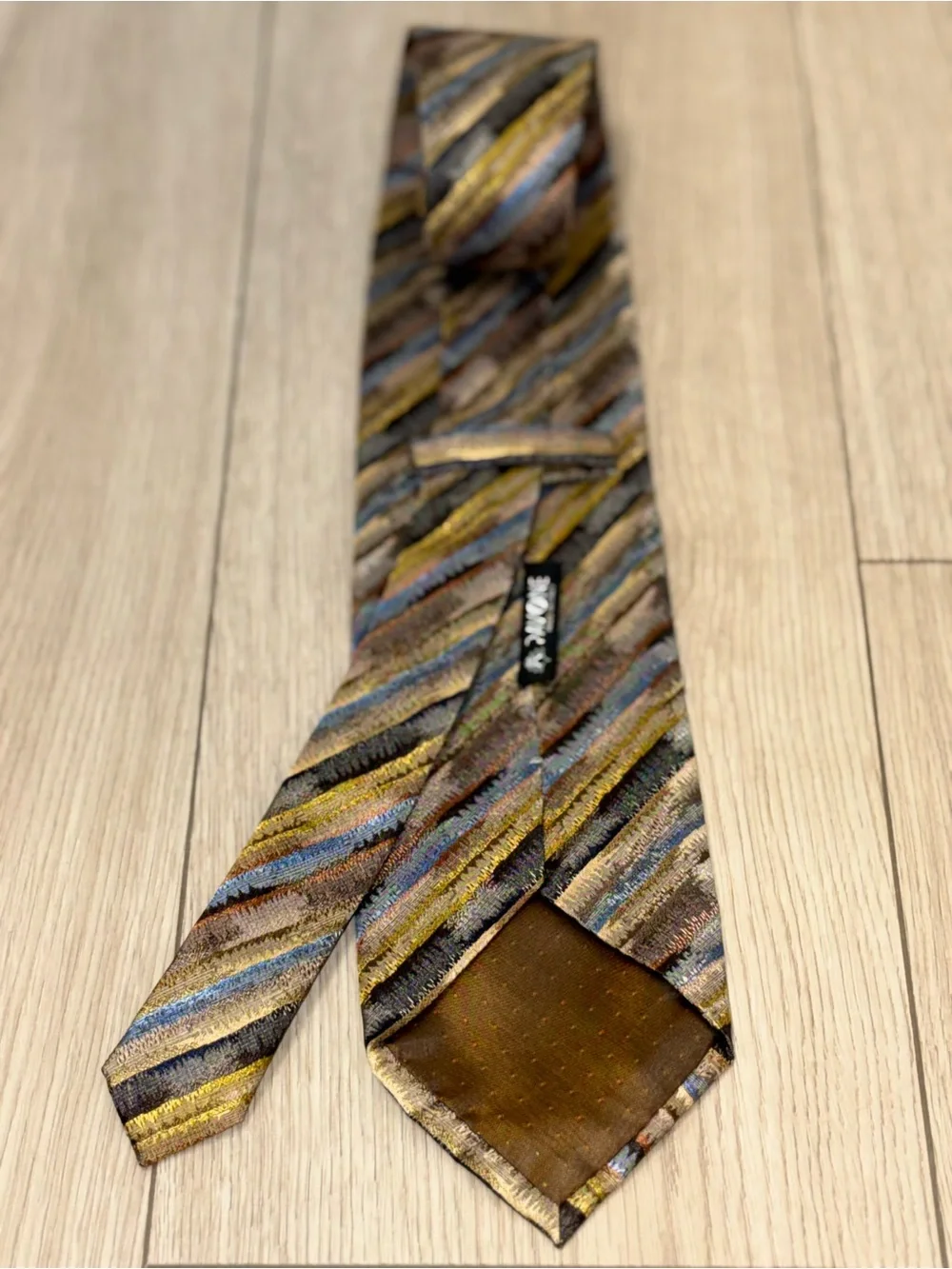 Pavone Men’s 100% Silk Abstract Diagonal Striped Designer Necktie Made In Italy